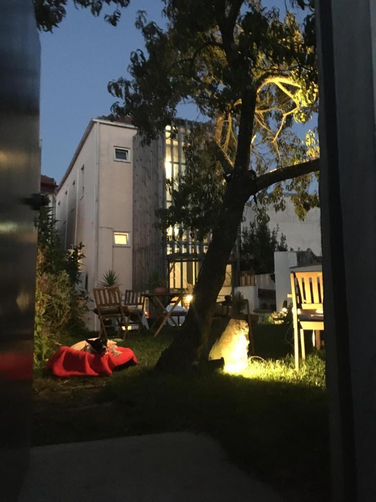 Peach Hostel & Suites Porto Exterior photo