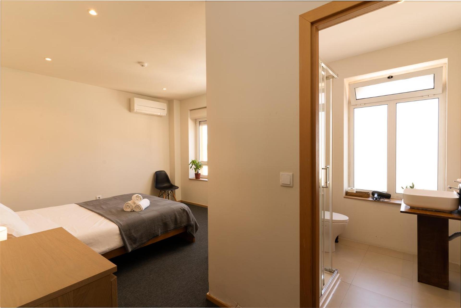 Peach Hostel & Suites Porto Exterior photo
