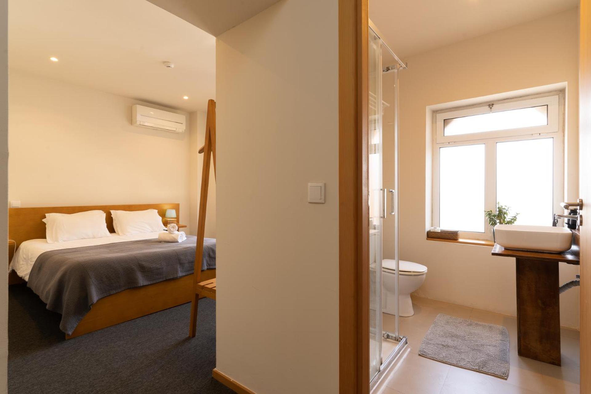 Peach Hostel & Suites Porto Exterior photo